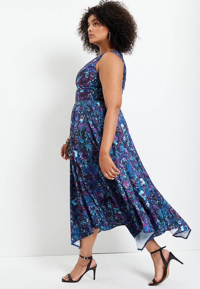 V-Neck Hanky-Hem Swing Dress, , alternate image number null