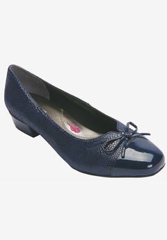 Tawnie Kitten Heel Pump