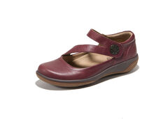 Ava Slip-On Flat
