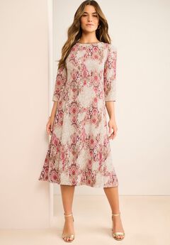 Plus Size 3/4 Sleeve Boatneck Swing Dress