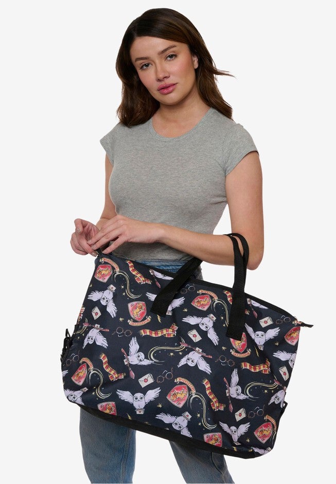 Harry Potter Weekender Duffel Bag Travel Carry-On Hedwig Gryffindor, , alternate image number null