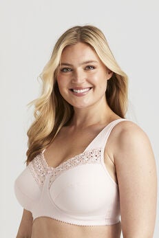 Broderie Anglaise bra