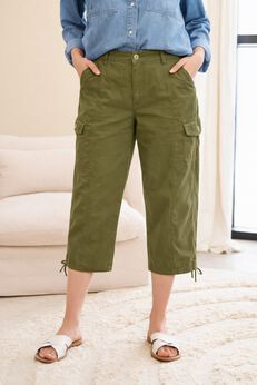 Stretch Mid-rise Cargo Capris