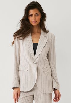 Classic Linen-Blend Blazer