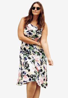 Flattering Clothes For Curvy Women
