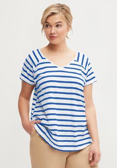 Rounded V-neck Tee