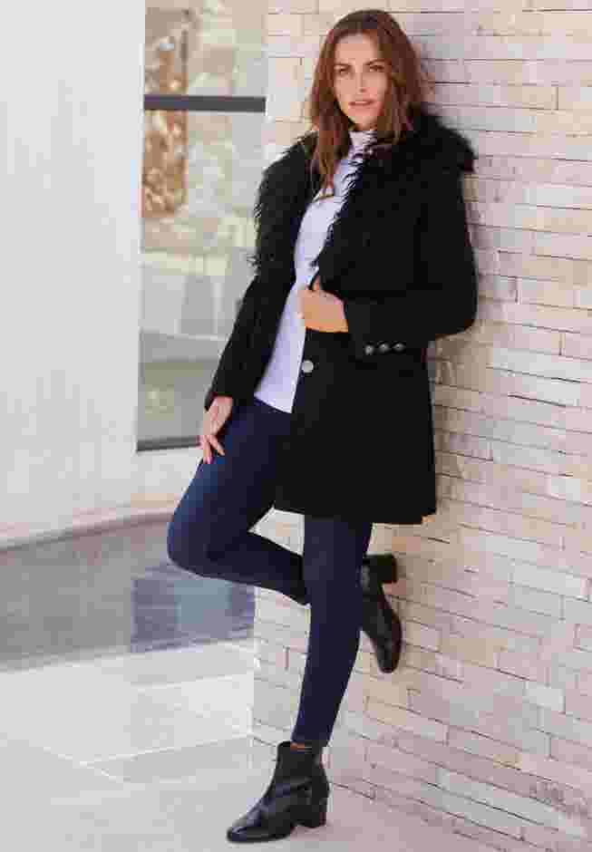 Short Wool Blend Coat image number 5