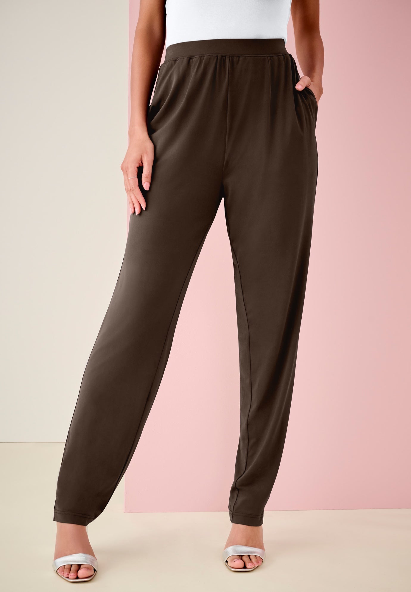 Ultrasmooth&reg; Fabric Straight-Leg Pant image number 0