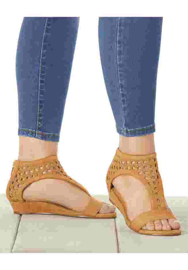 The Harper Sandal image number 9