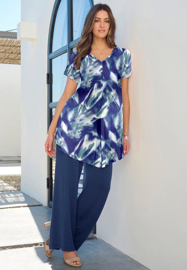 Plus Size Ultra Drape V-Neck Swing Tunic Top image number 3