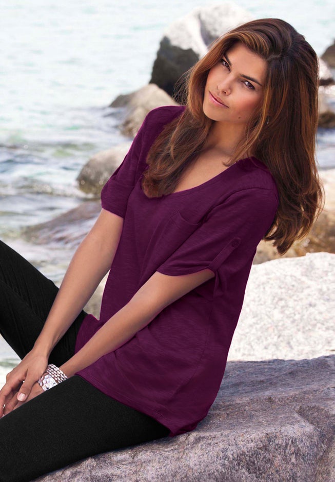 Plus Size Slub V-Neck Boyfriend Tunic Top image number 8