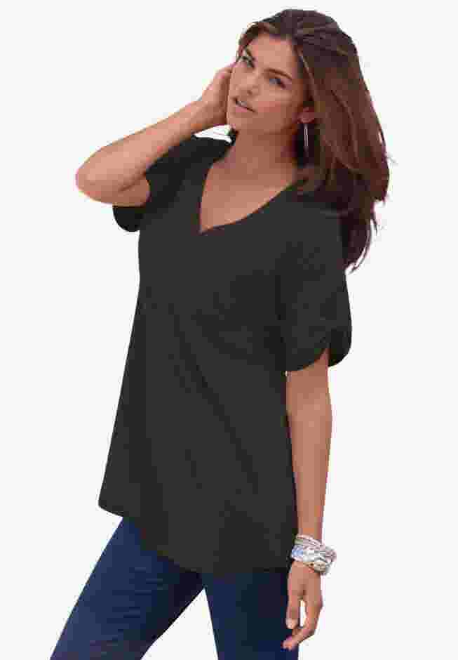 Plus Size Slub V-Neck Boyfriend Tunic Top image number 0