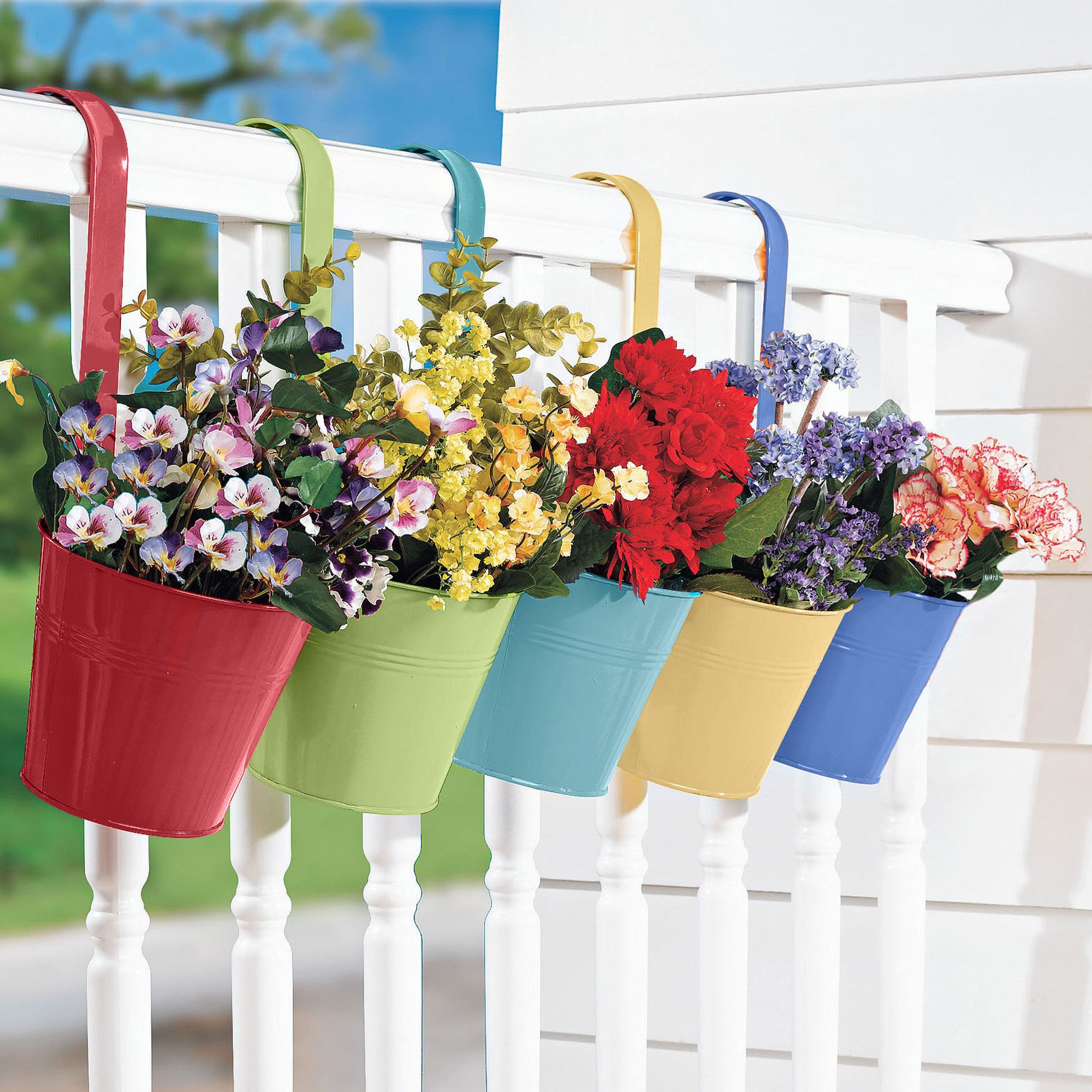 Hanging Planters, Set of 5 image number 0
