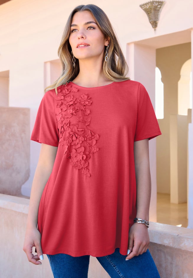 3-D Appliqued Swing Tee image number 4