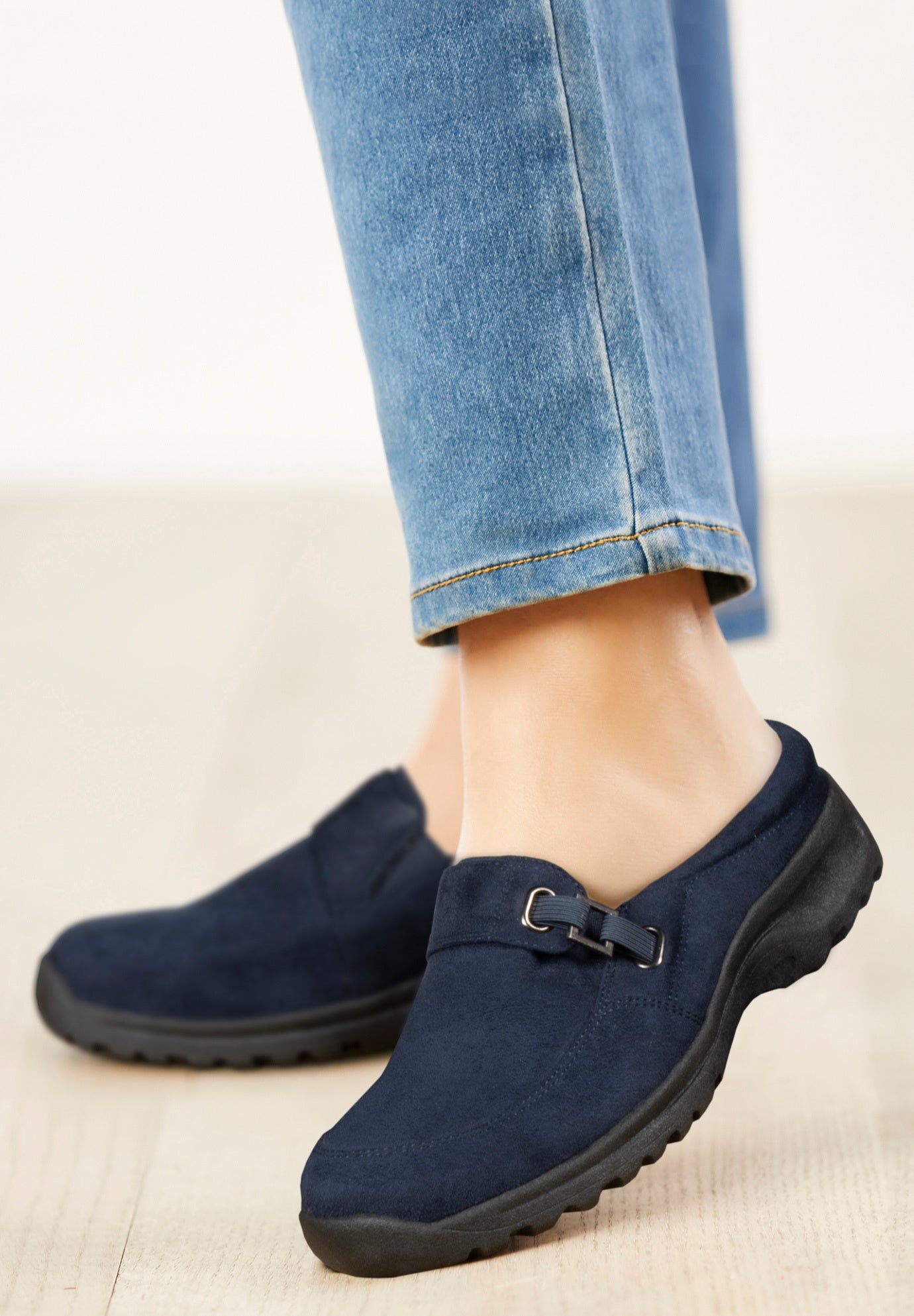 The Joy Slip On Mule image number 10