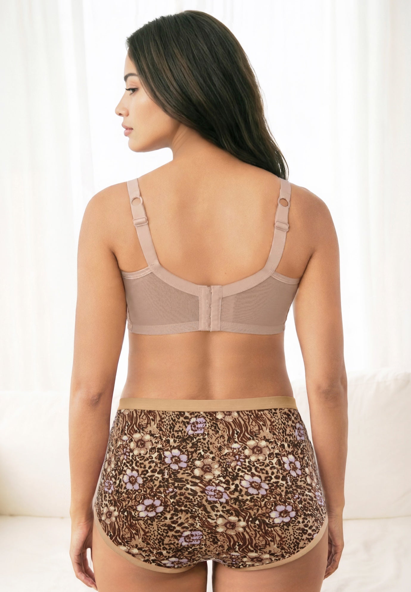 Stay-Cool Wireless Wicking T-Shirt Bra image number 1