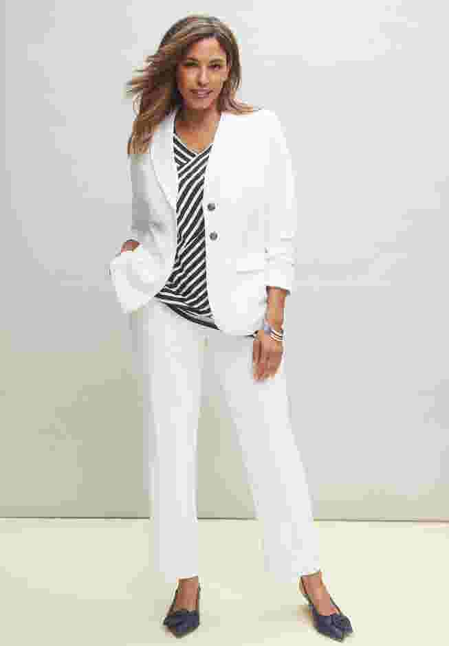 2-Piece Stretch Crepe Single-Breasted Pantsuit image number 0