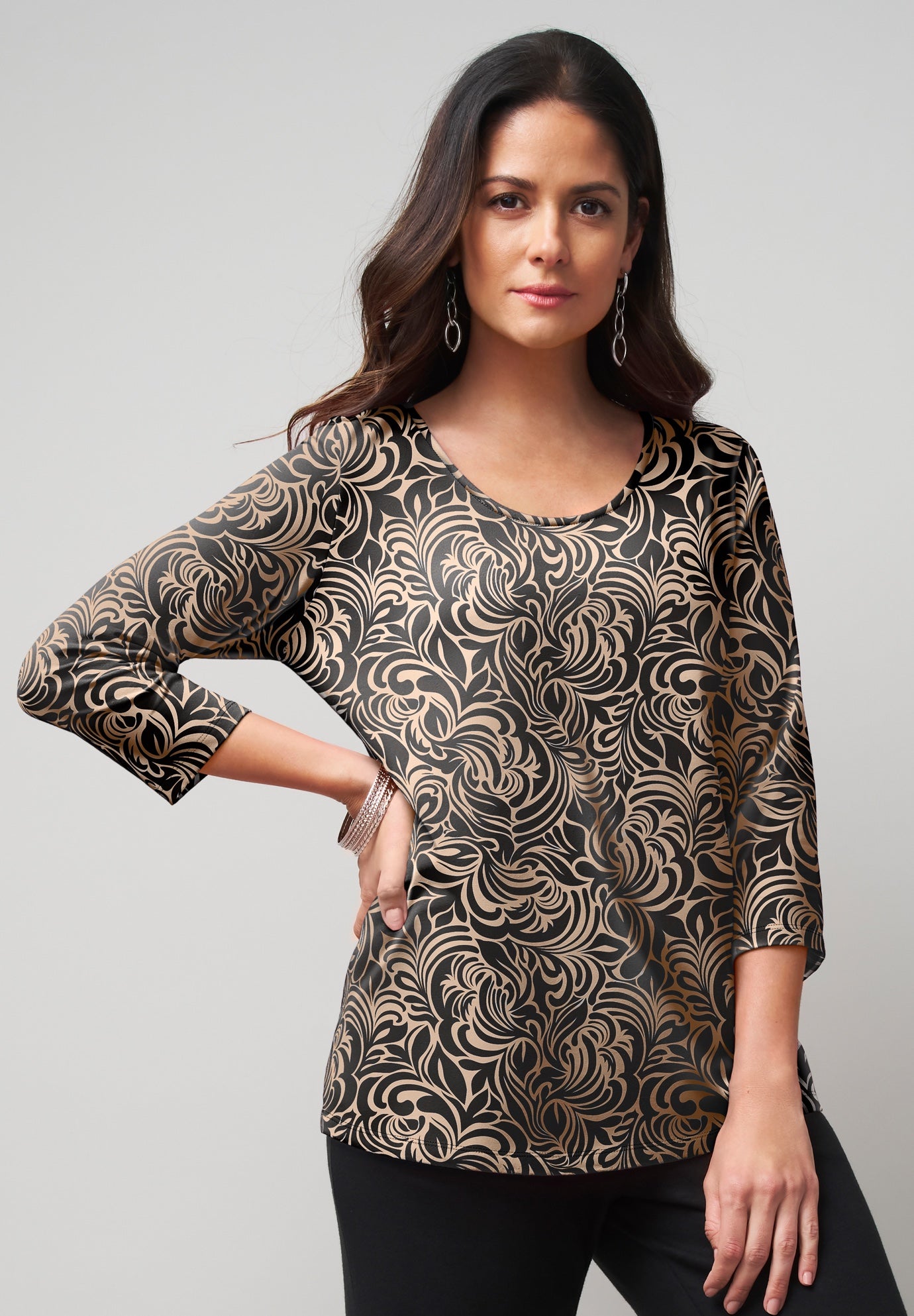 Stretch Cotton Scoop Neck Tee image number 0