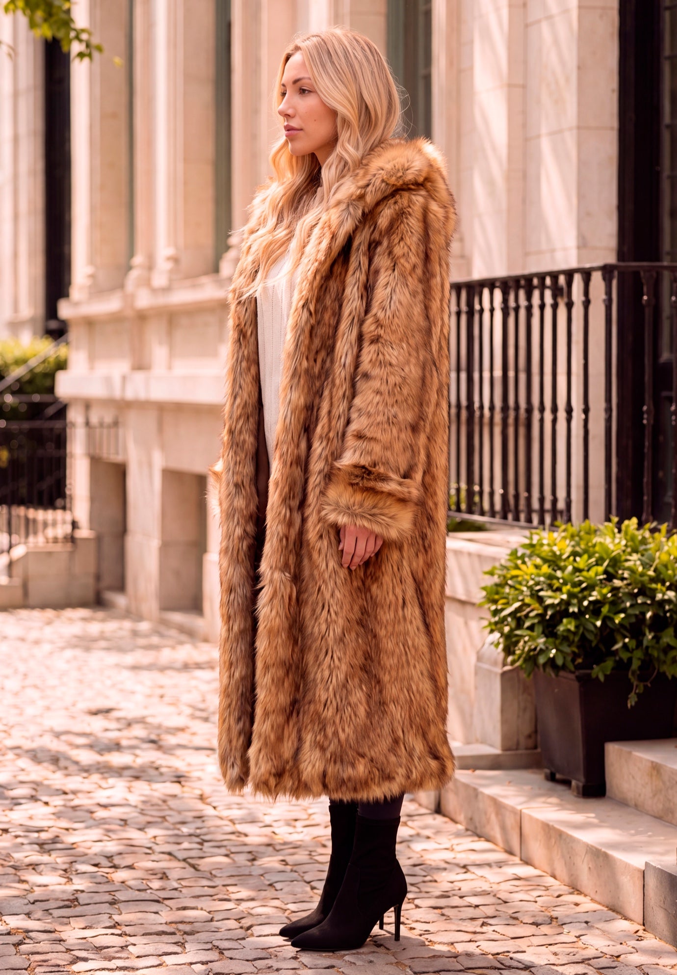 Plus Size Hooded Faux Fur Coat image number 2