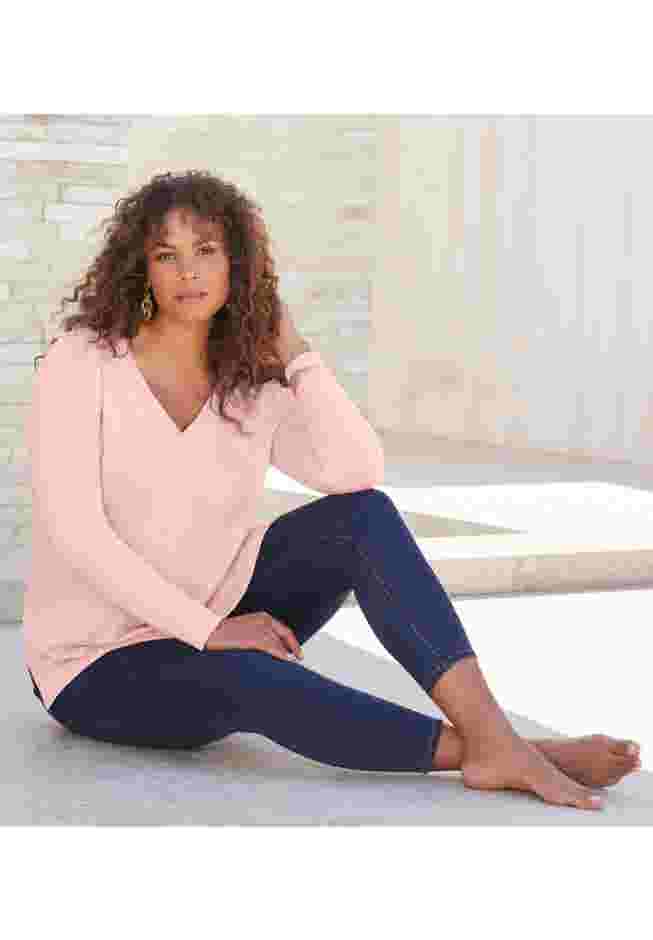 CashMORE V-Neck Sweater image number 4