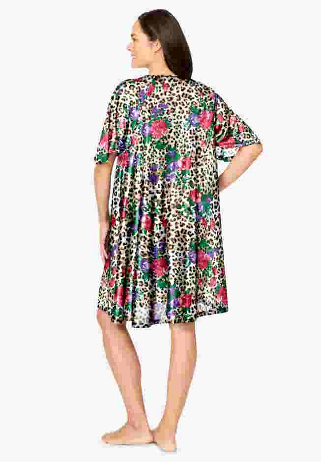 Short Sweeping Printed Lounger image number 1