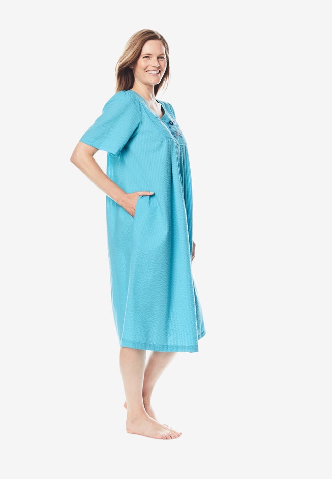 Embroidered Bib Seersucker Lounger image number 2