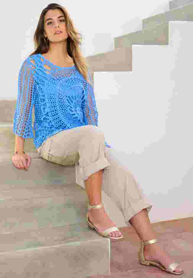 Plus Size Crochet Sweater with Starburst Pattern image number 0