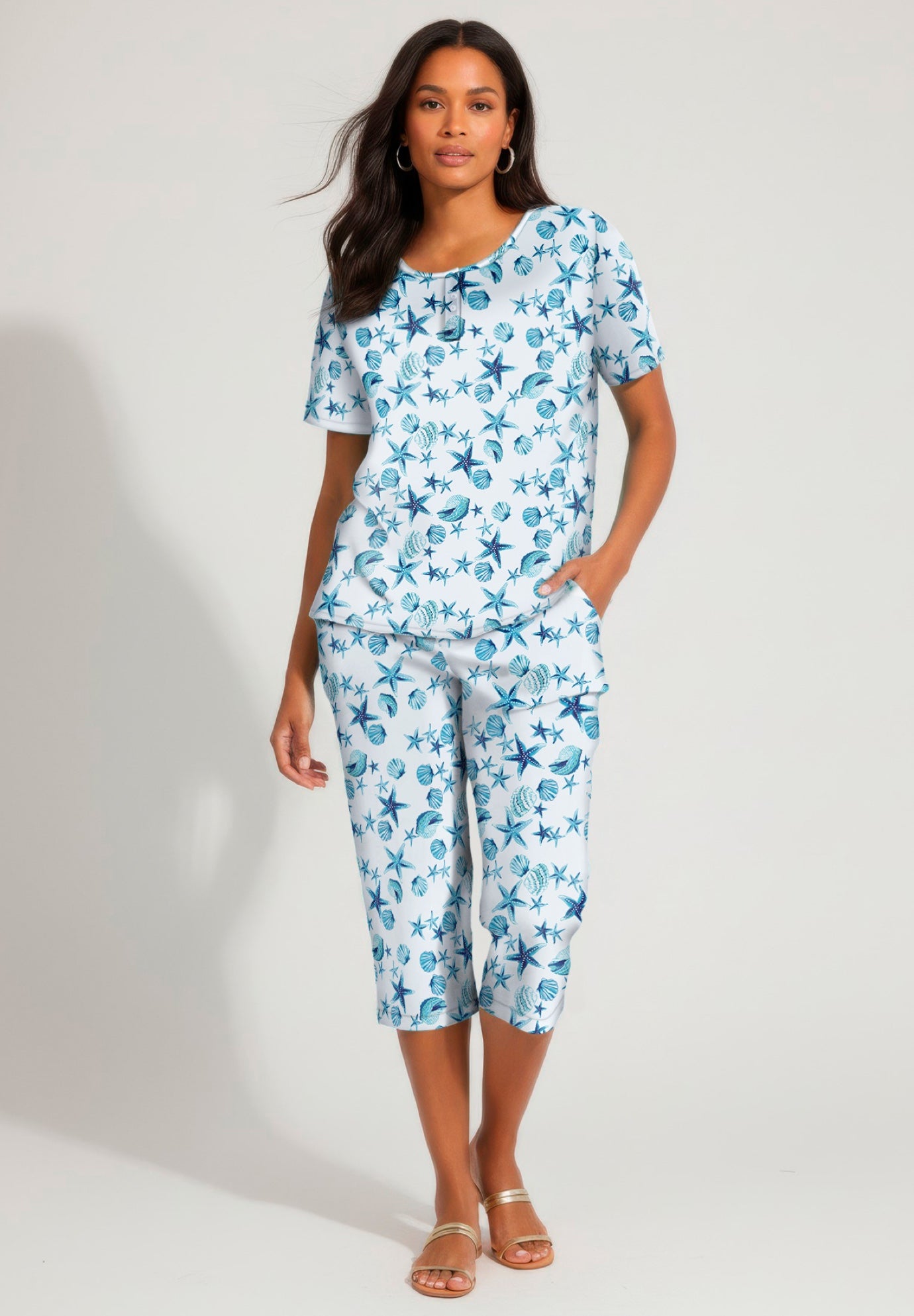Plus Size 2-Piece Printed Henley Top and Capri Set image number 0