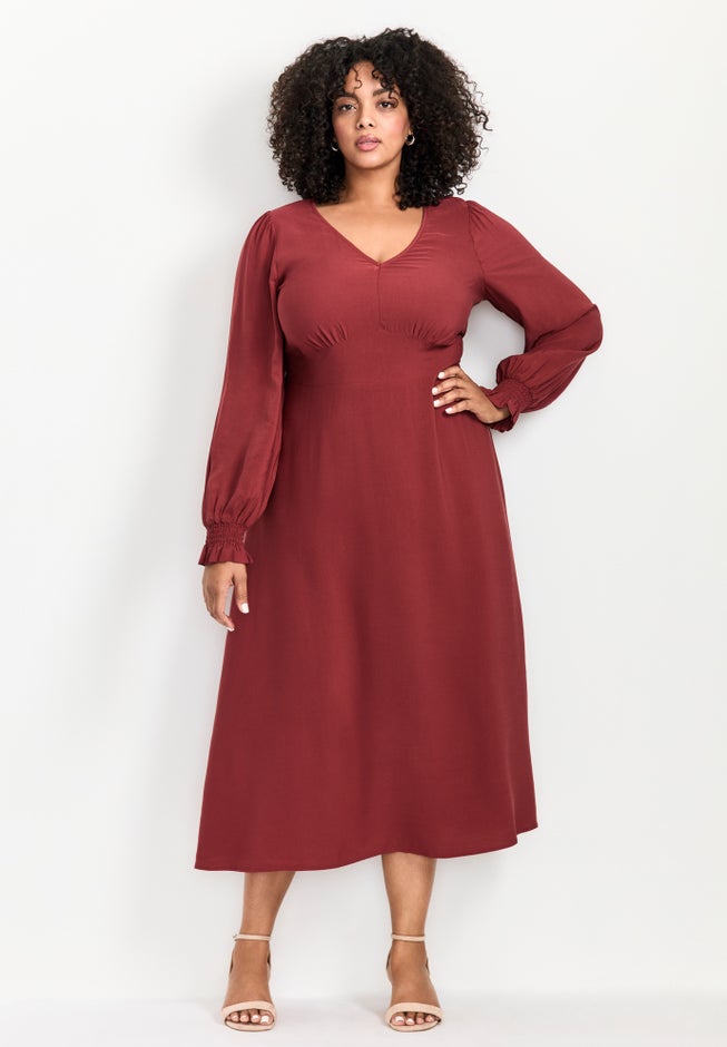 Allure V-Neckline Dress image number 3