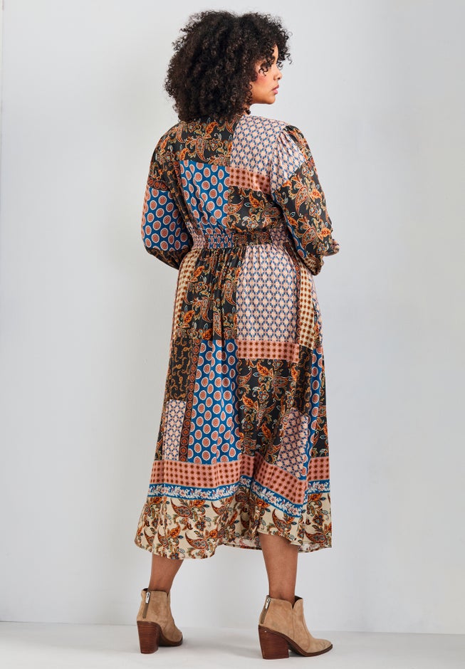 Allure V-Neckline Dress image number 1