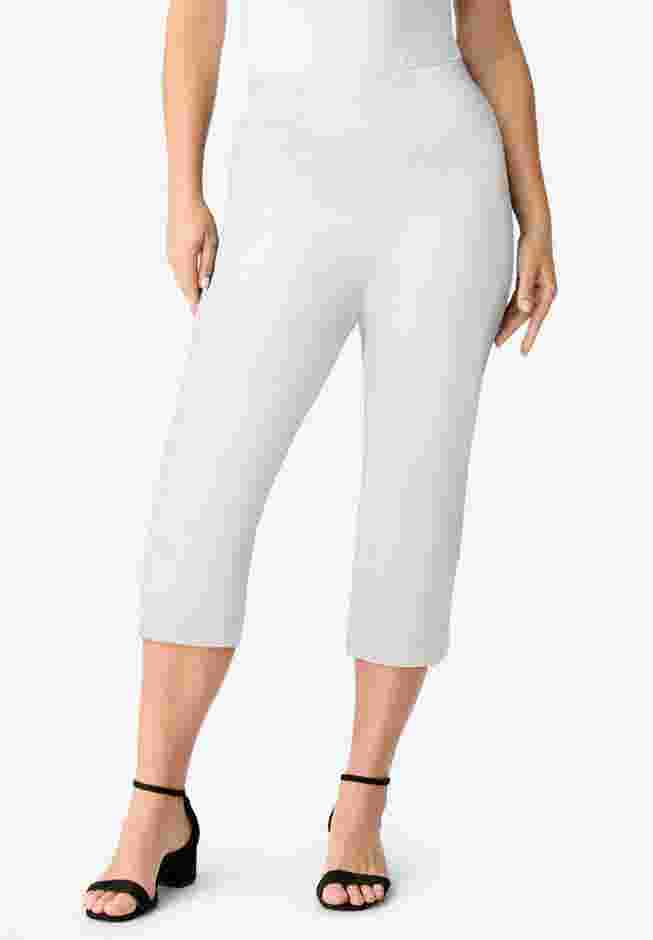 Comfort Stretch Button Detail Capri Jean image number 0