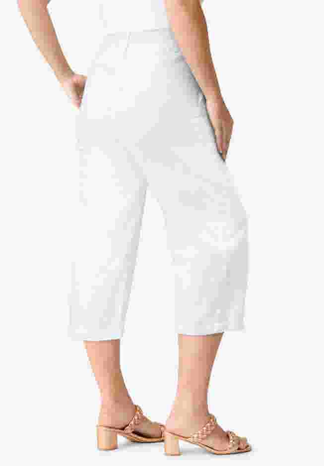 Easy-Wear Straight Leg Capri image number 2