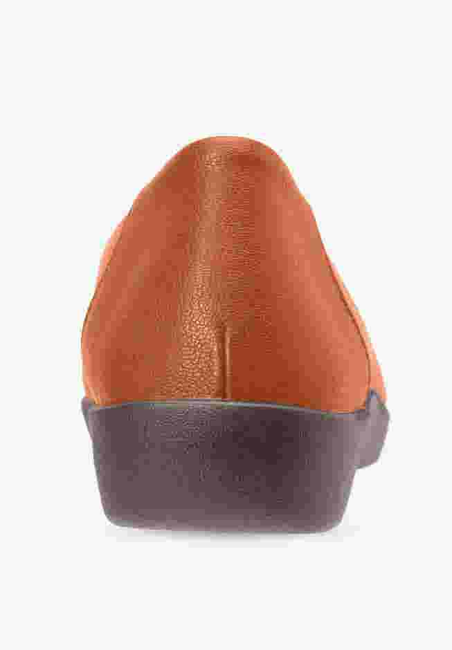 The Gab Slip On Flat image number 2