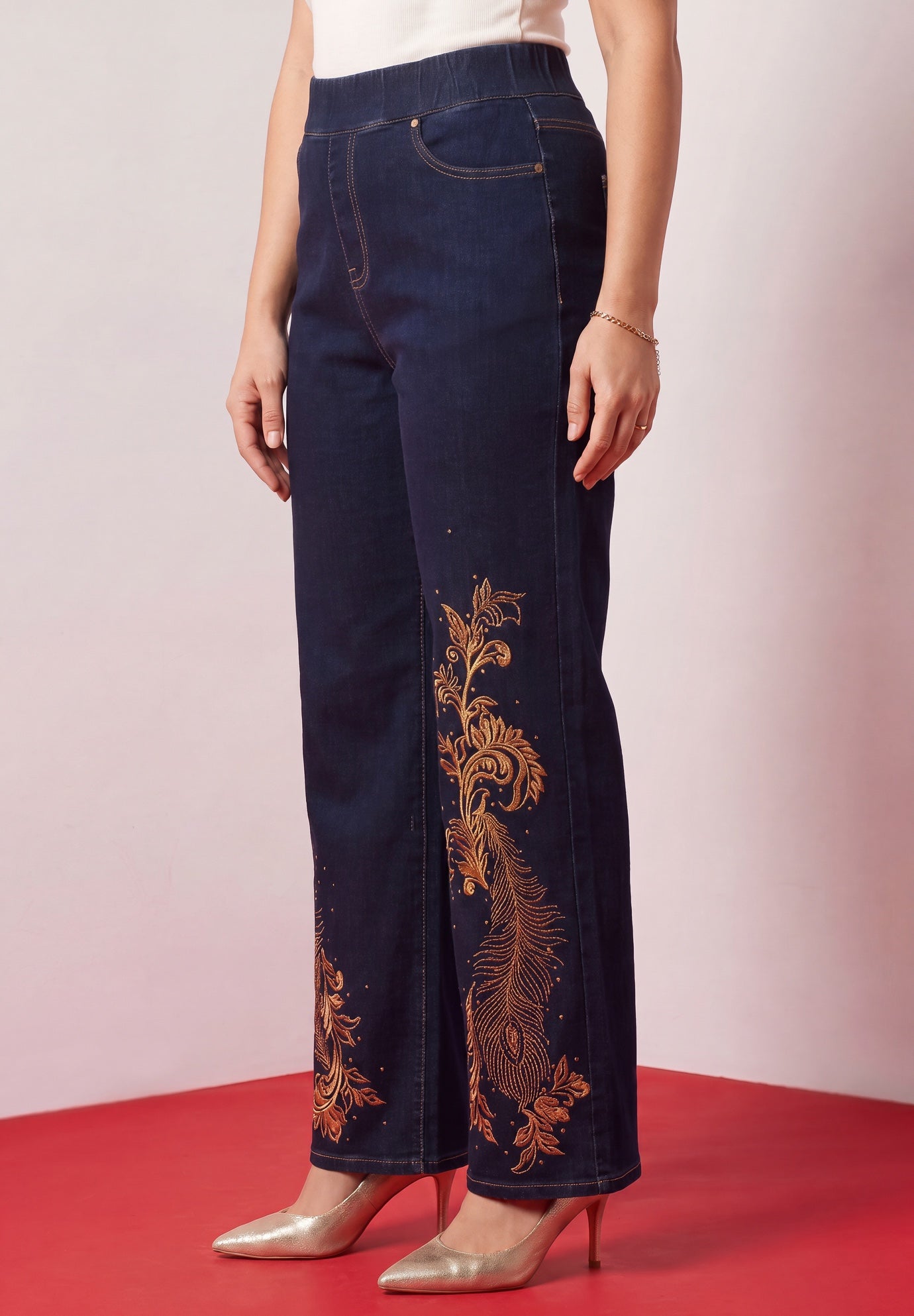 Plus Size 360&deg; Stretch Wide Leg Jean image number 2