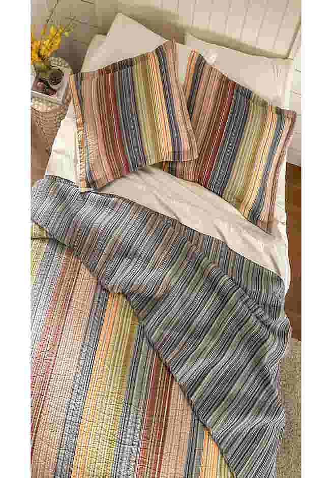 Maya Bedspread image number 2