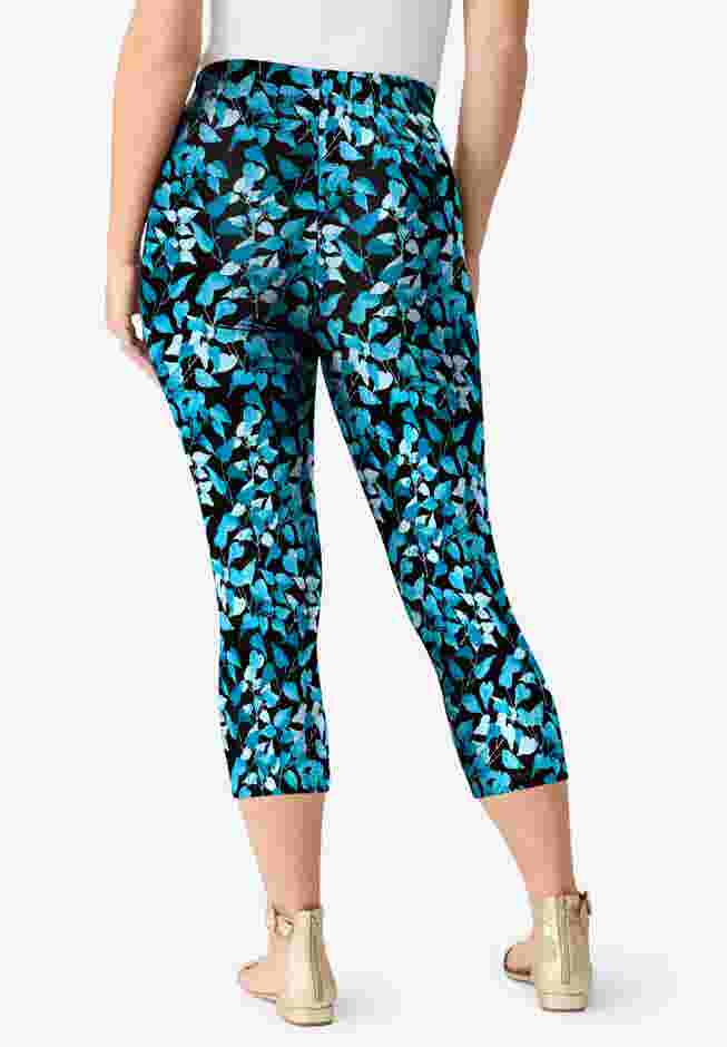 Plus Size Essential Stretch Capri Legging image number 1