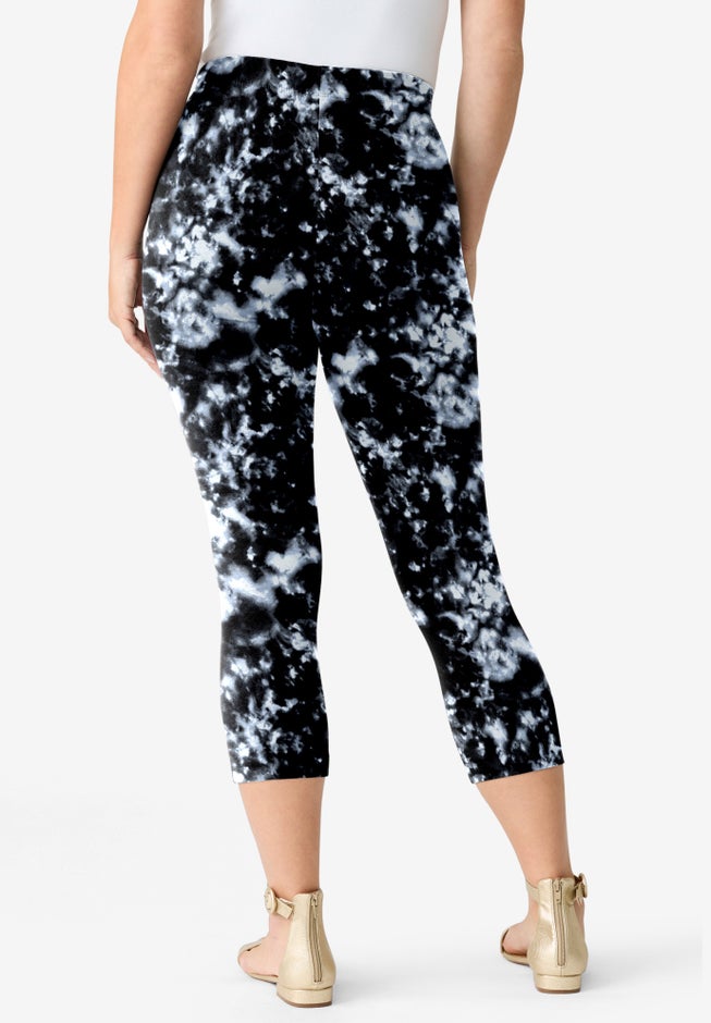 Plus Size Essential Stretch Capri Legging image number 1