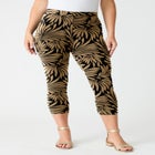 Plus Size Essential Stretch Capri Legging image number null