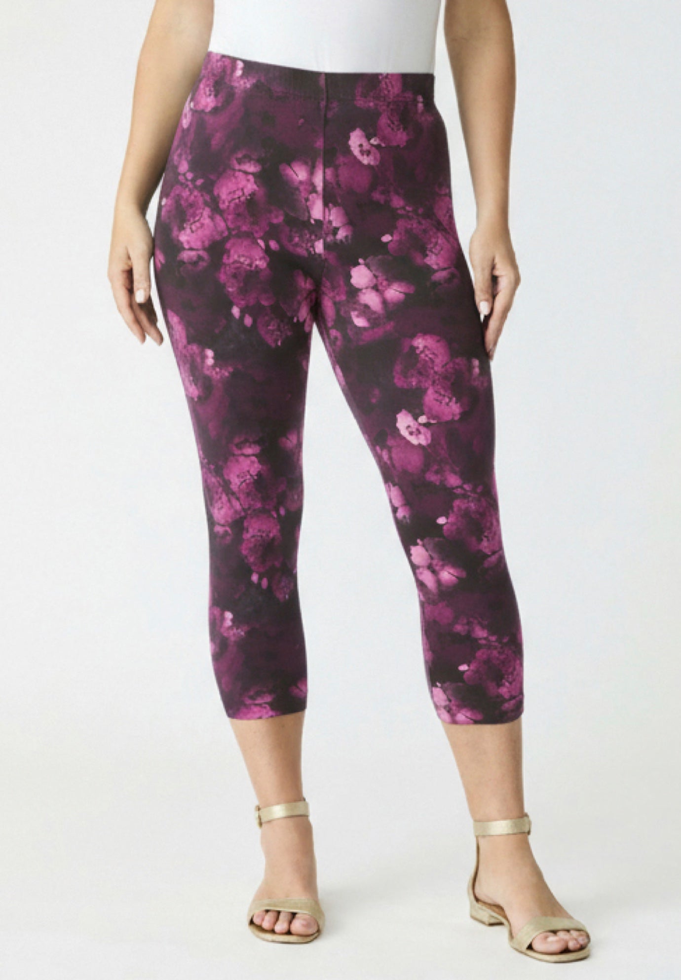 Plus Size Essential Stretch Capri Legging image number 0