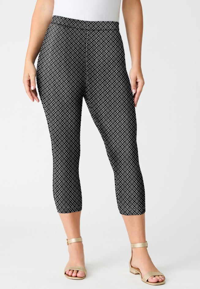 Plus Size Essential Stretch Capri Legging image number 0
