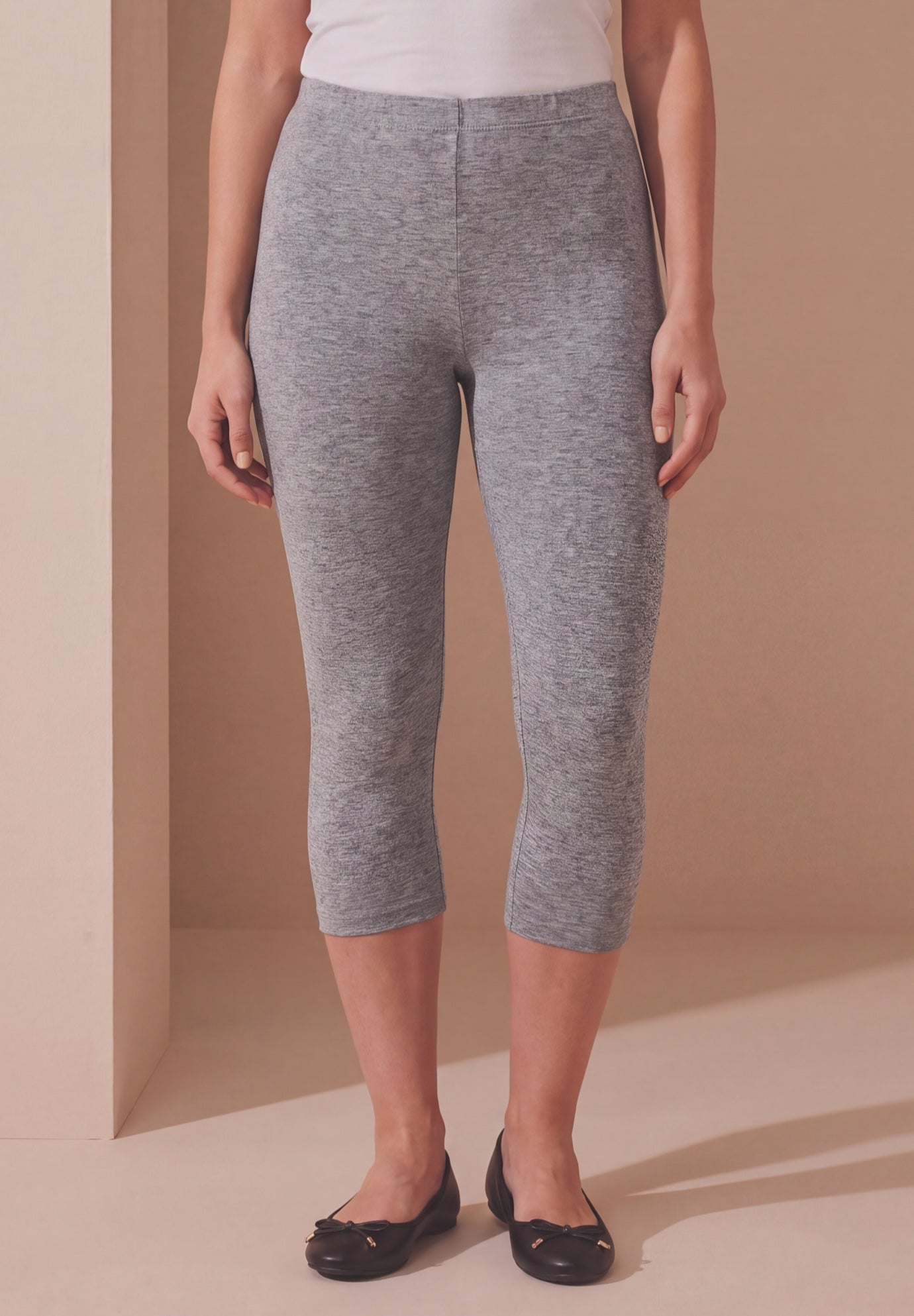 Plus Size Essential Stretch Capri Legging image number 0
