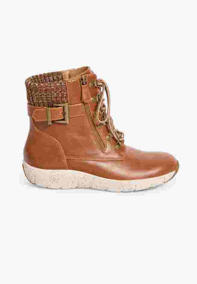 The James Trail Boot image number 3