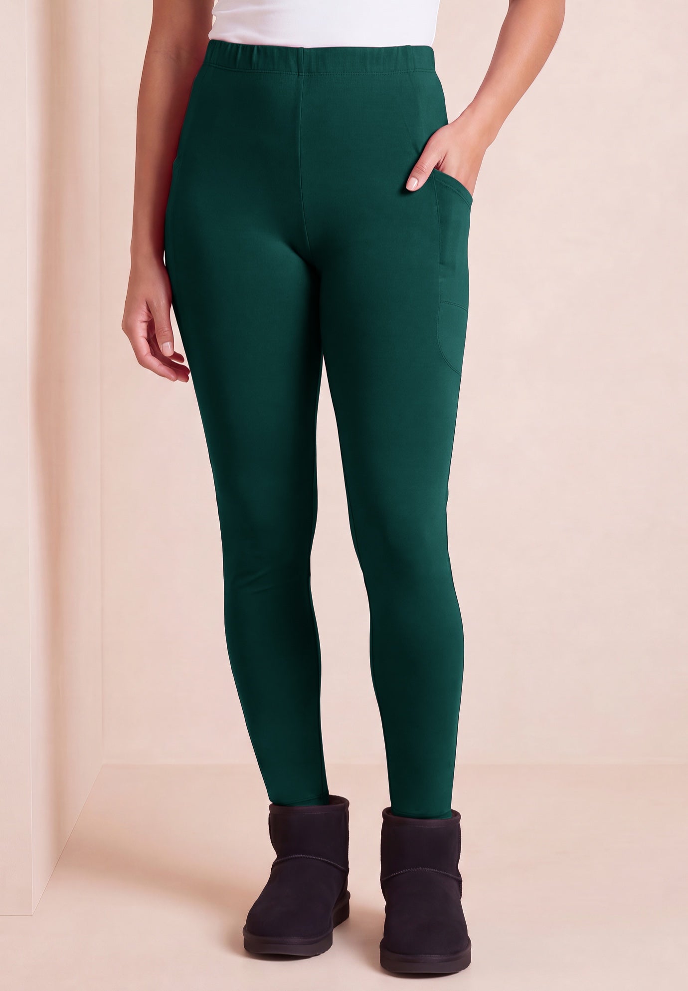Side Pocket Essential Legging image number 0