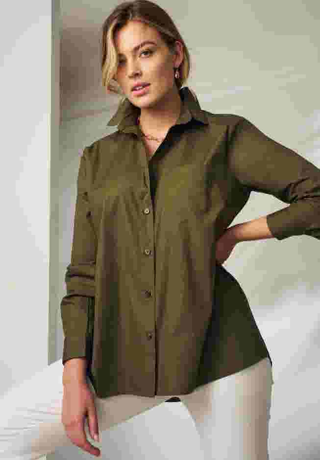 Wrinkle-Free Stretch Cotton Oversized Shirt image number 0