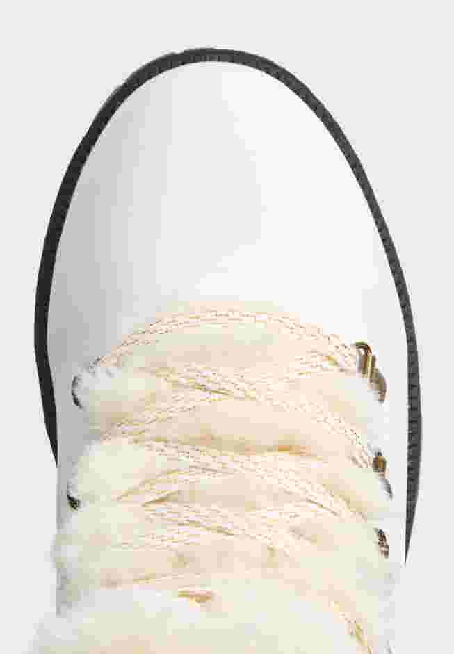 The Arctic Bootie  image number 4