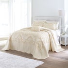 Amelia Bedspread image number null