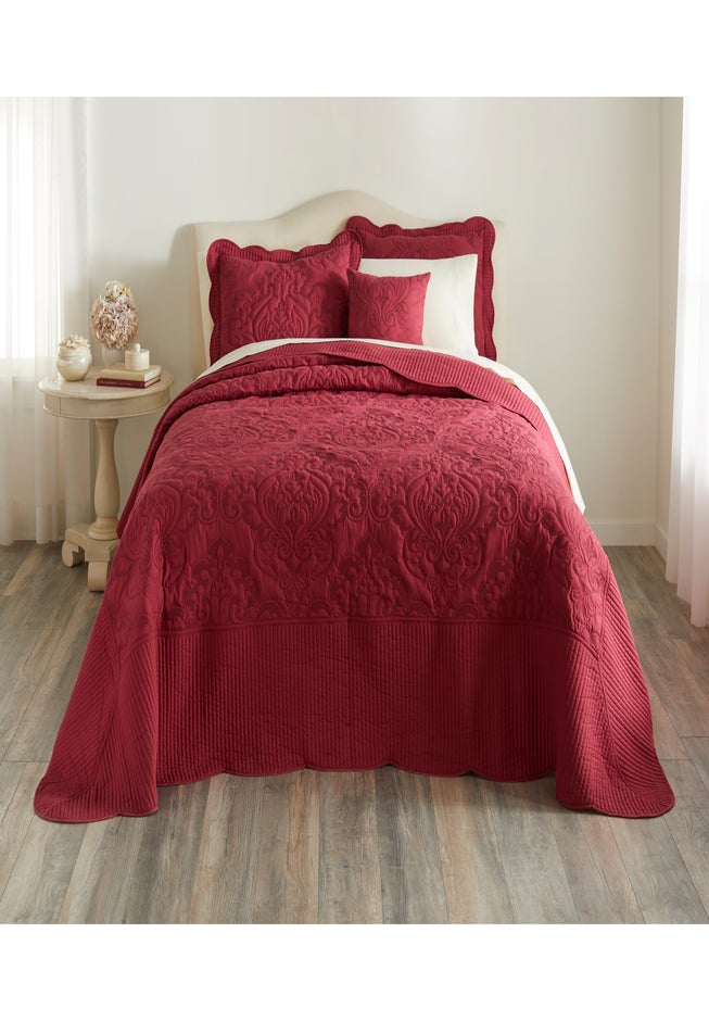 Amelia Bedspread image number 0