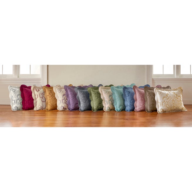 Amelia Sham image number 3