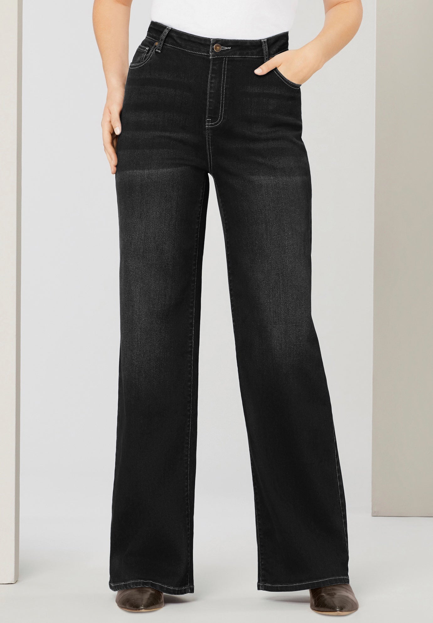 Plus Size Classic Stretch Wide Leg Jean image number 0