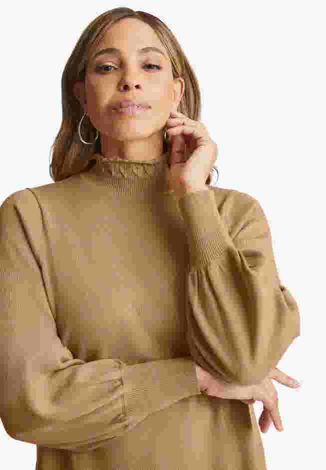 Ruffle Neck Pullover image number 3